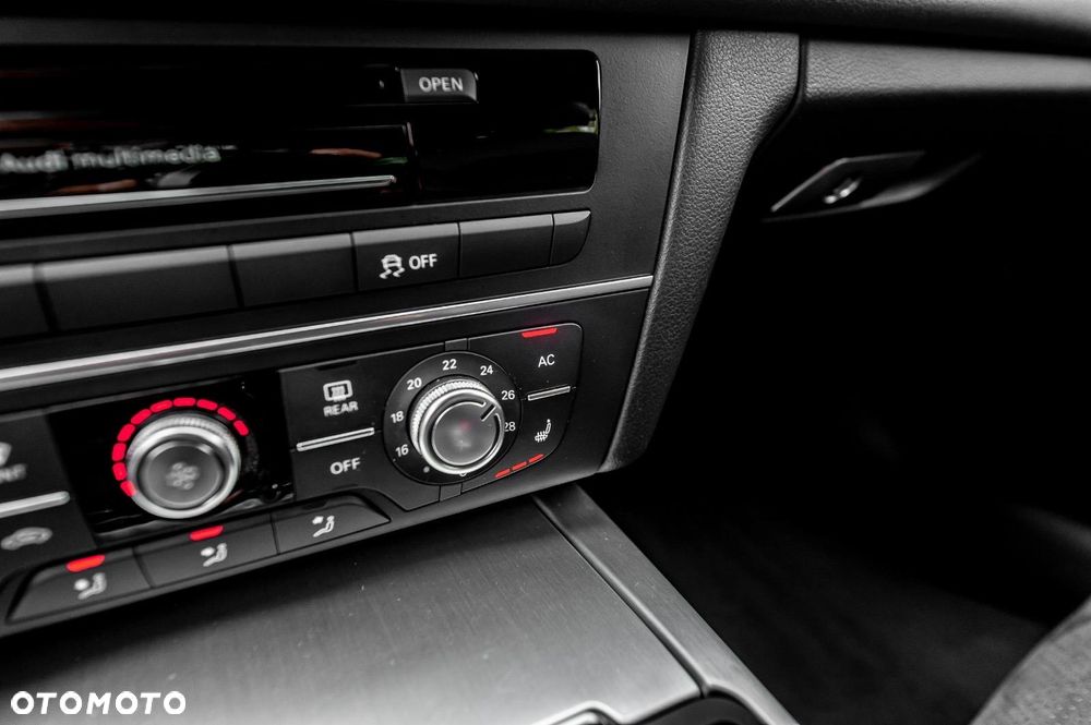 Audi A6 Avant 3.0 TDI DPF quattro tiptronic - 33