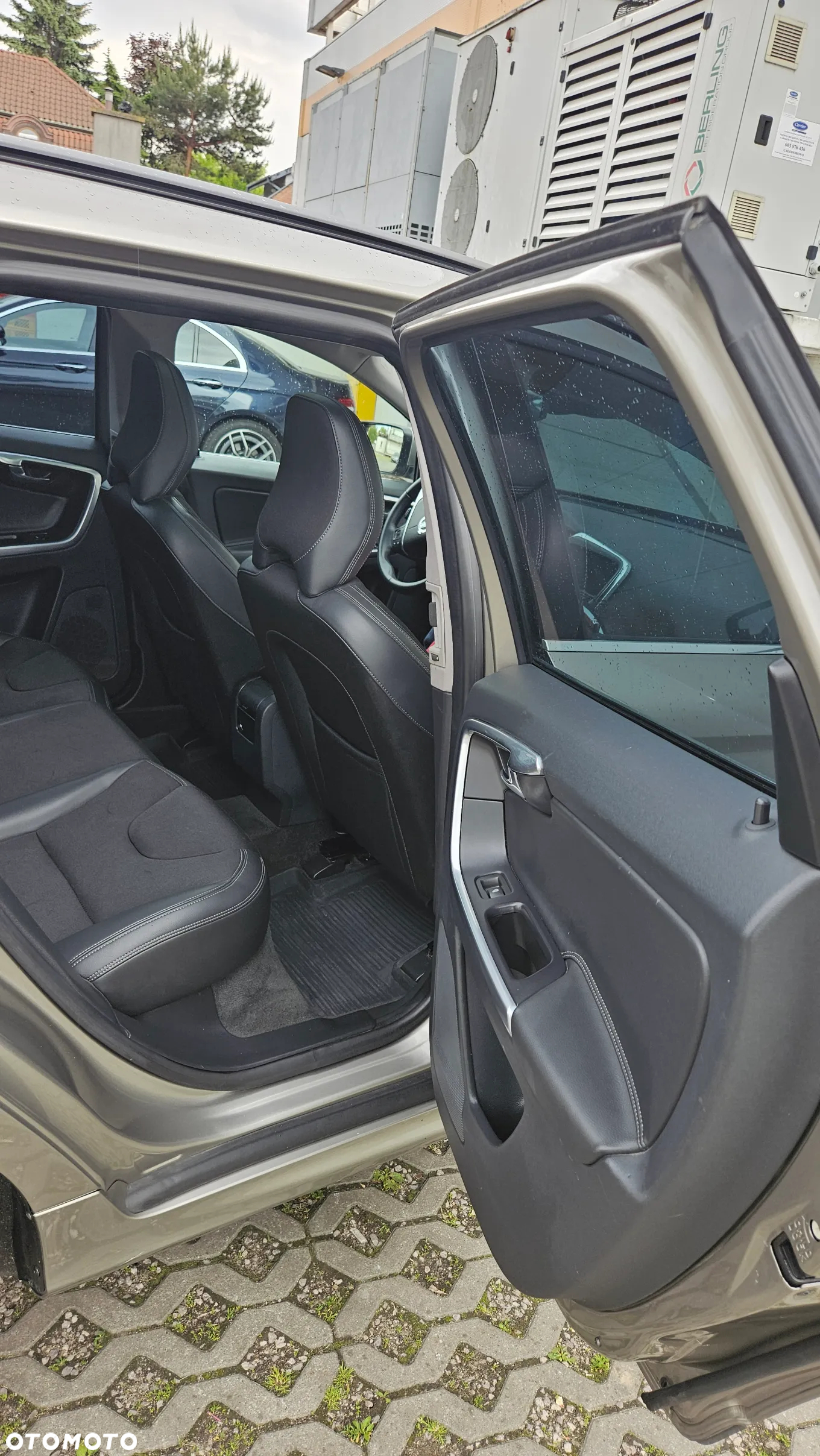 Volvo XC 60 D4 Drive-E Momentum - 16