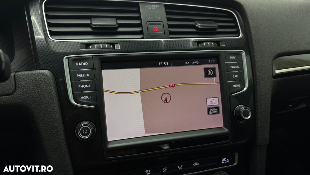 Volkswagen Golf 1.4 TSI BlueMotion Technology DSG Allstar - 19