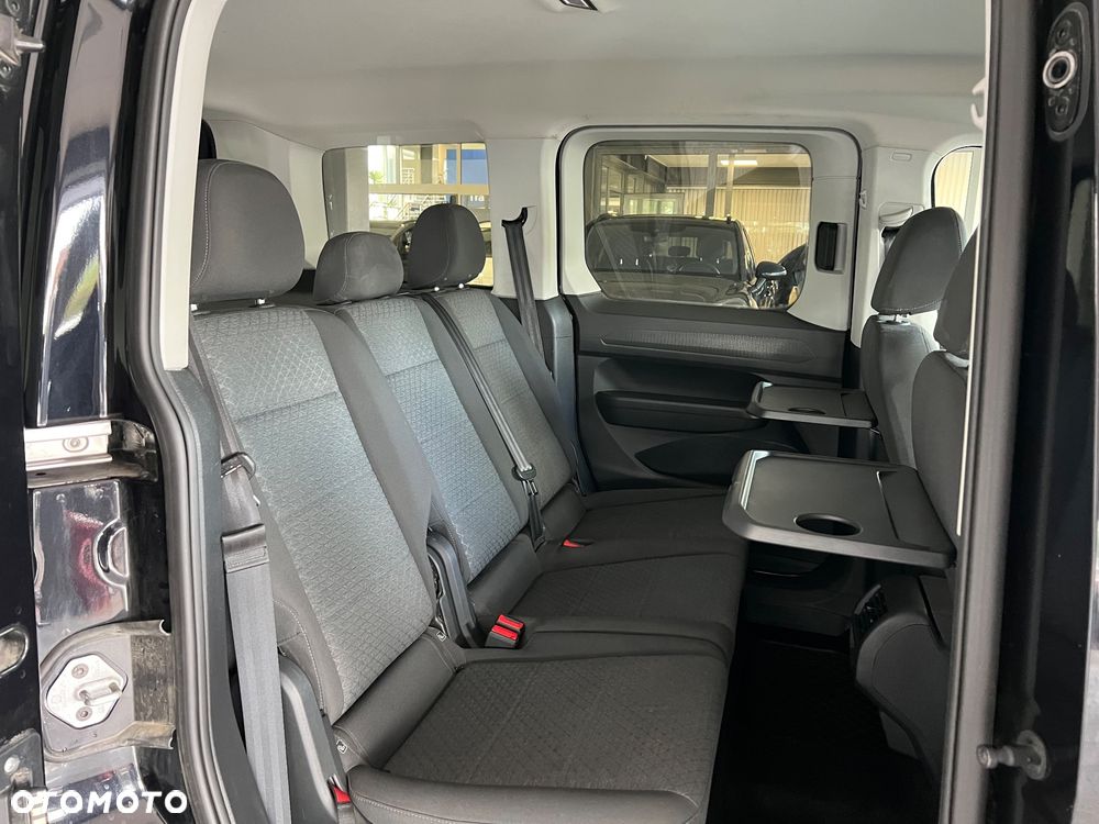 Ford Tourneo Connect 2.0 EcoBlue Titanium AWD - 36