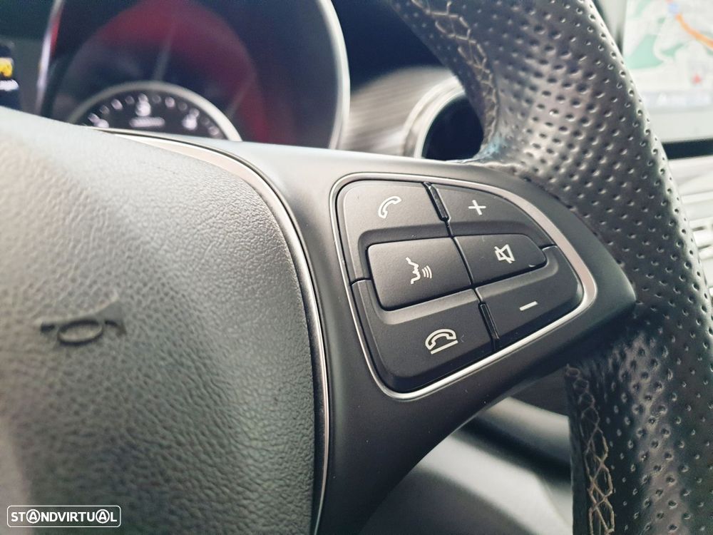 Mercedes-Benz V 300 d Longo Avantgarde - 17