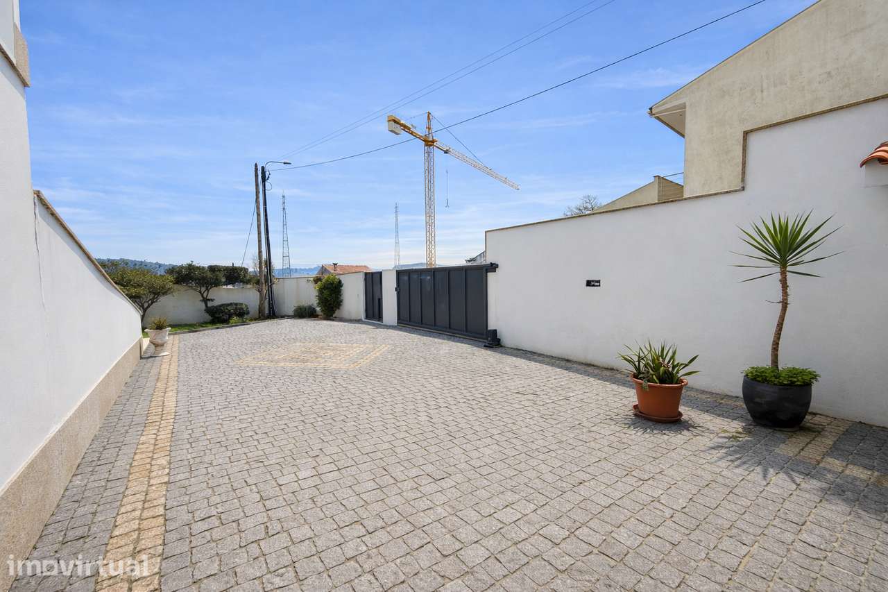 Moradia T4 para Arrendamento, em Vila Boa, Barcelos - Grande imagem: 2/30