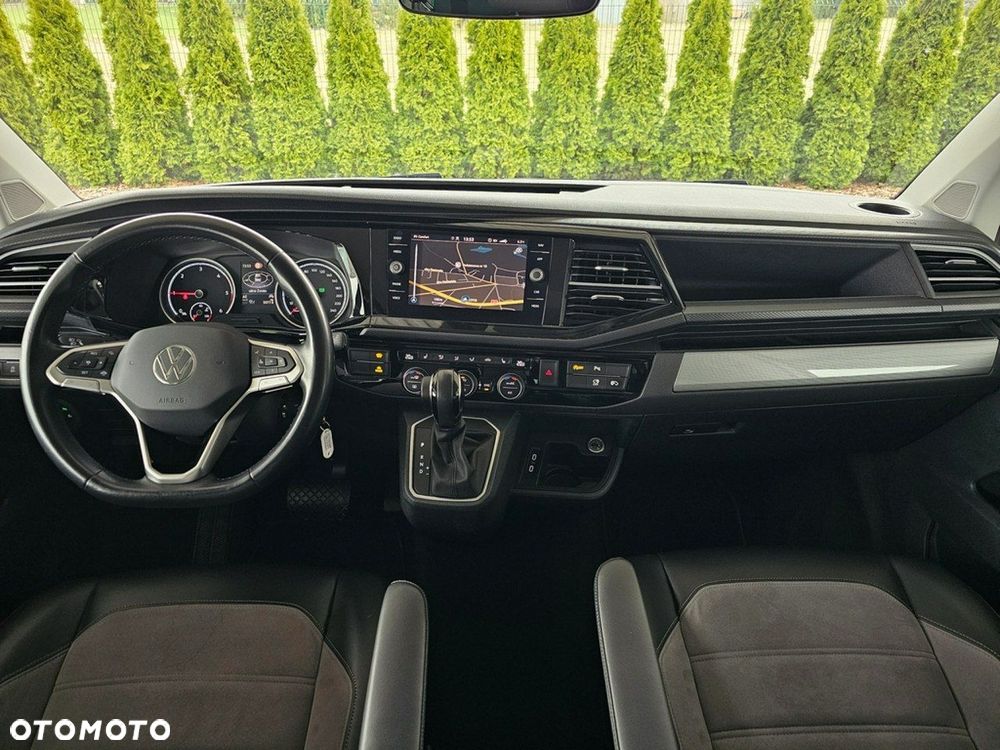 Volkswagen Multivan - 34