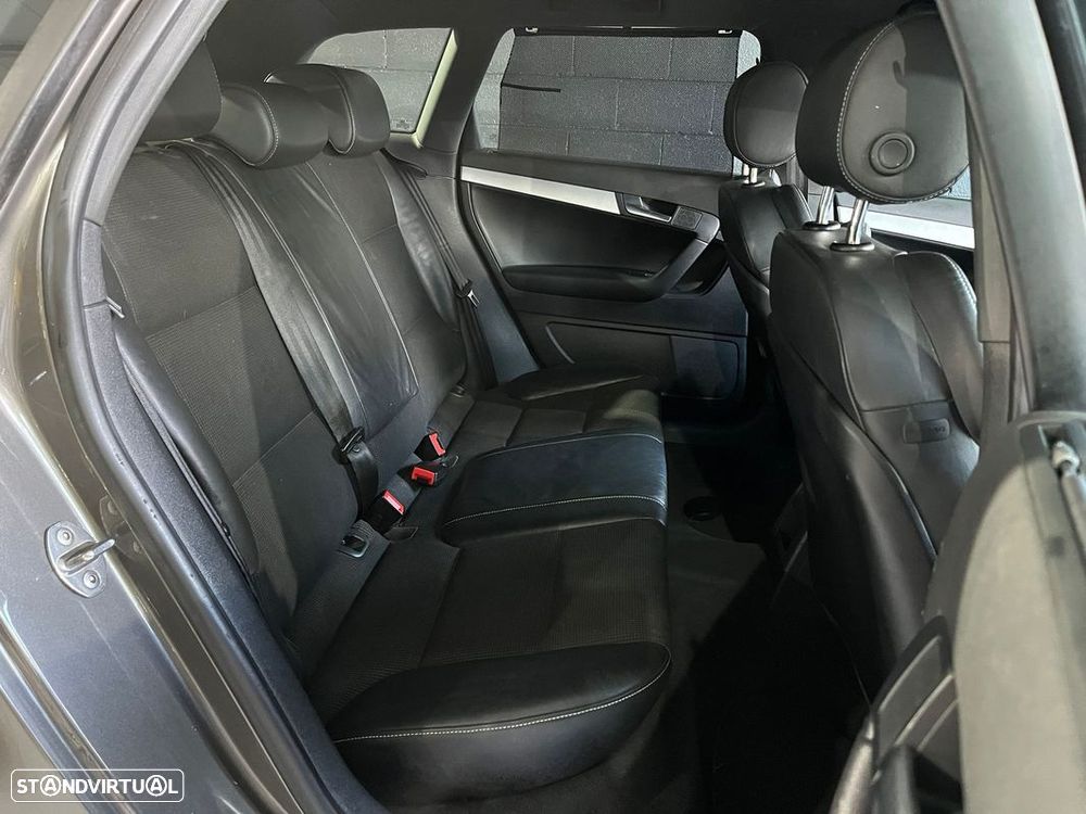 Audi A3 Sportback 1.6 TDI DPF S tronic S line Sport Pack - 12