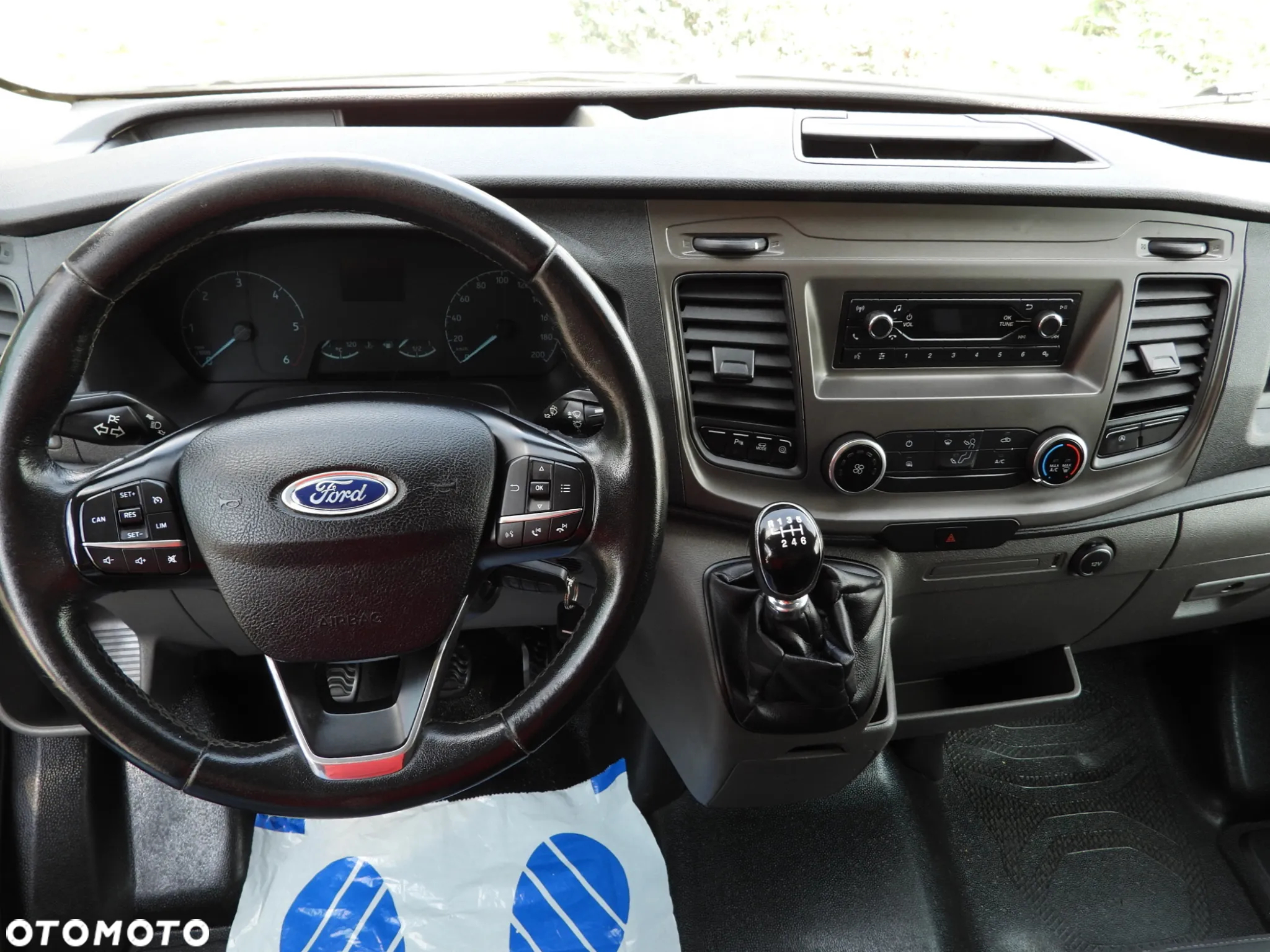 Ford TRANSIT  FURGON TEMPOMAT LEDY KLIMATYZACJA 130KM [ U82455 ] - 27