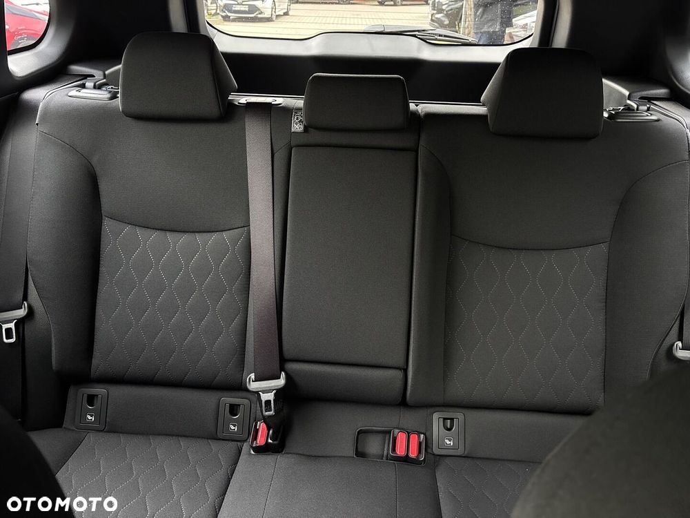 Toyota Corolla Cross - 15