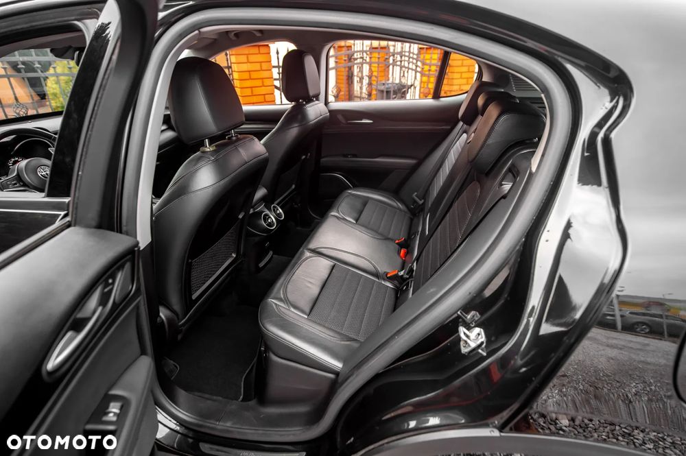 Alfa Romeo Stelvio 2.2 16V AT8 Q4 Sprint - 19