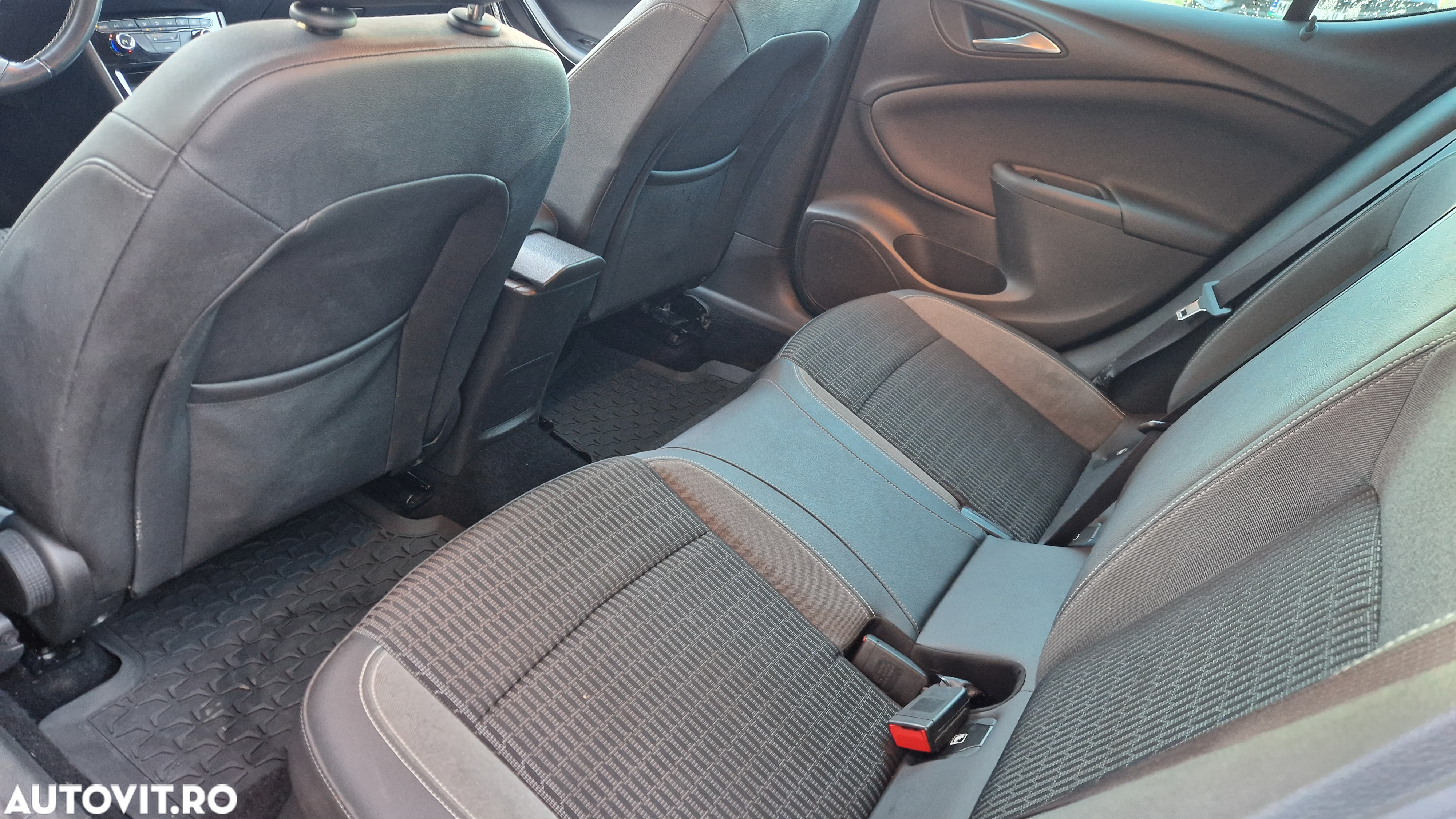 Opel Astra 1.2 Turbo Start/Stop 2020 - 7