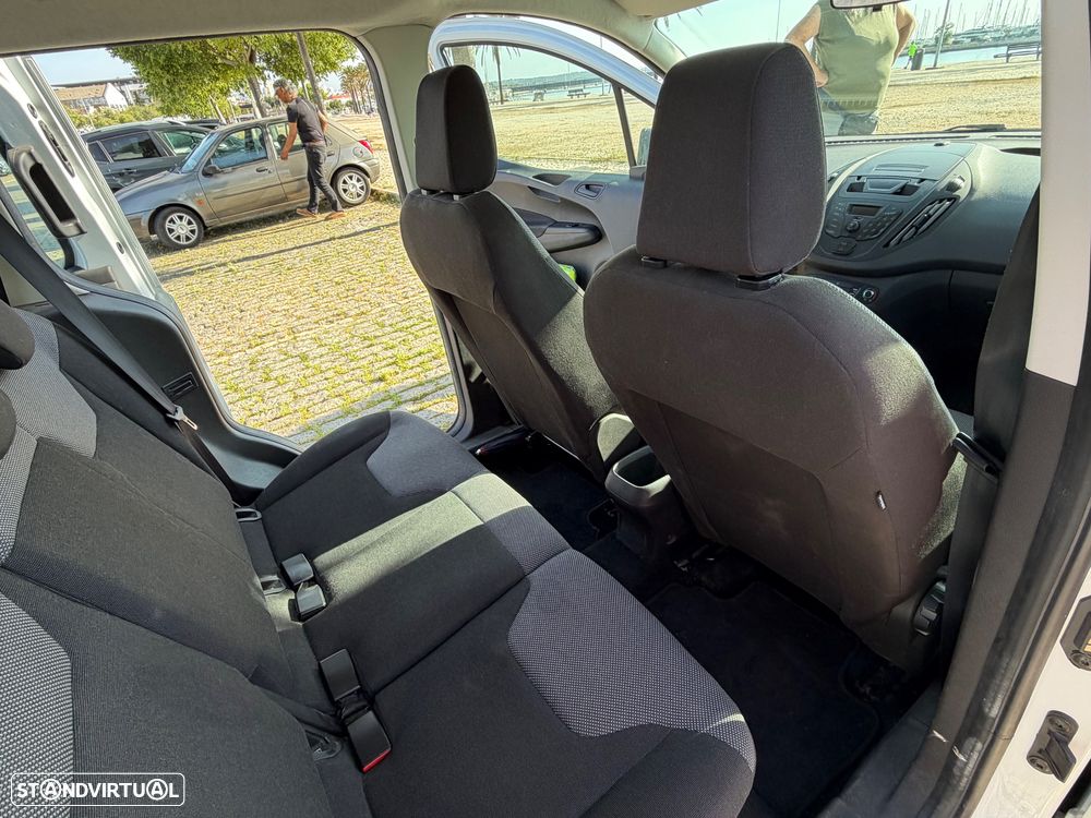 Ford Tourneo Courier 1.0 EcoBoost Ambiente - 5