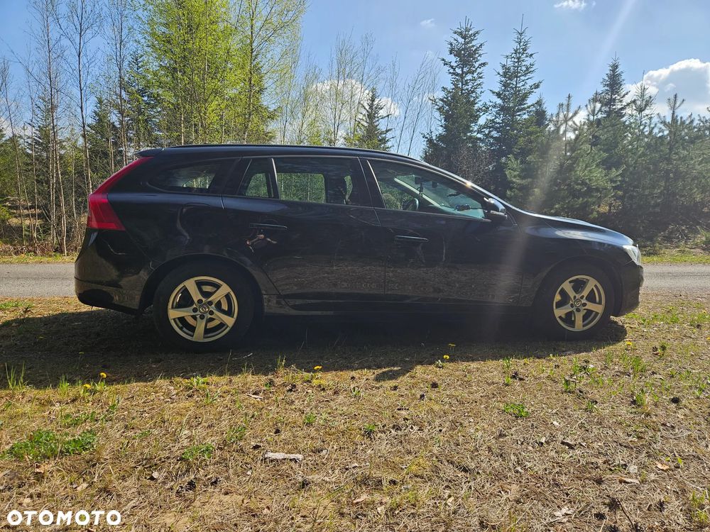 Volvo V60 D3 Kinetic - 2