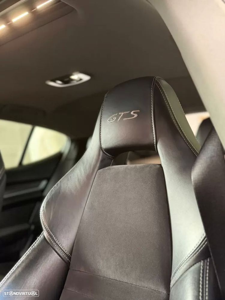 Porsche Panamera - 11