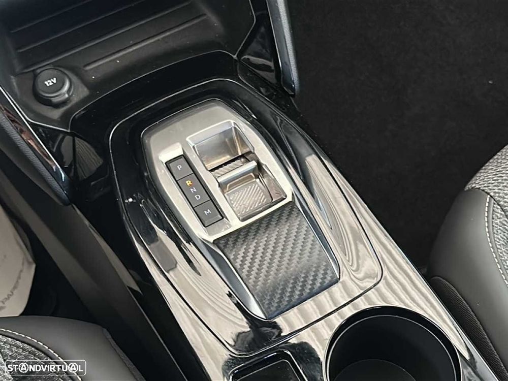 Peugeot 208 1.2 Hybrid Allure e-DCS6 - 9