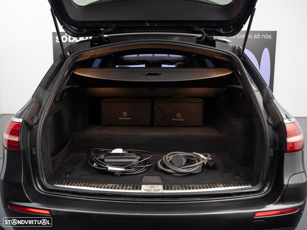 Mercedes-Benz E 300 de AMG Line - 13