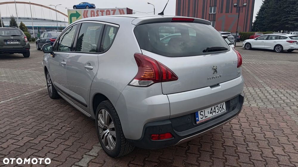 Peugeot 3008 1.6 Premium - 5