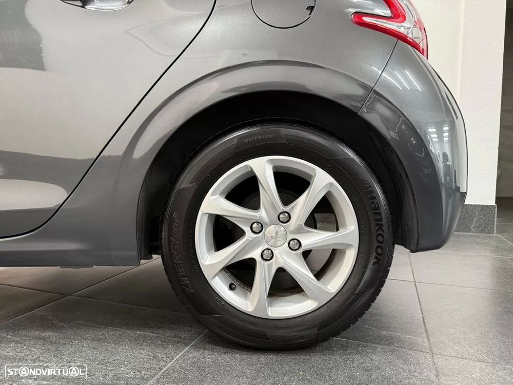 Peugeot 208 1.4 HDi Active - 17