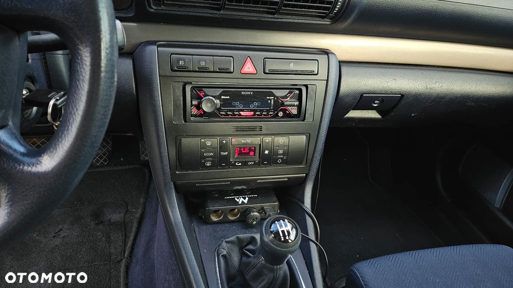 Audi A4 Avant 1.8T - 10