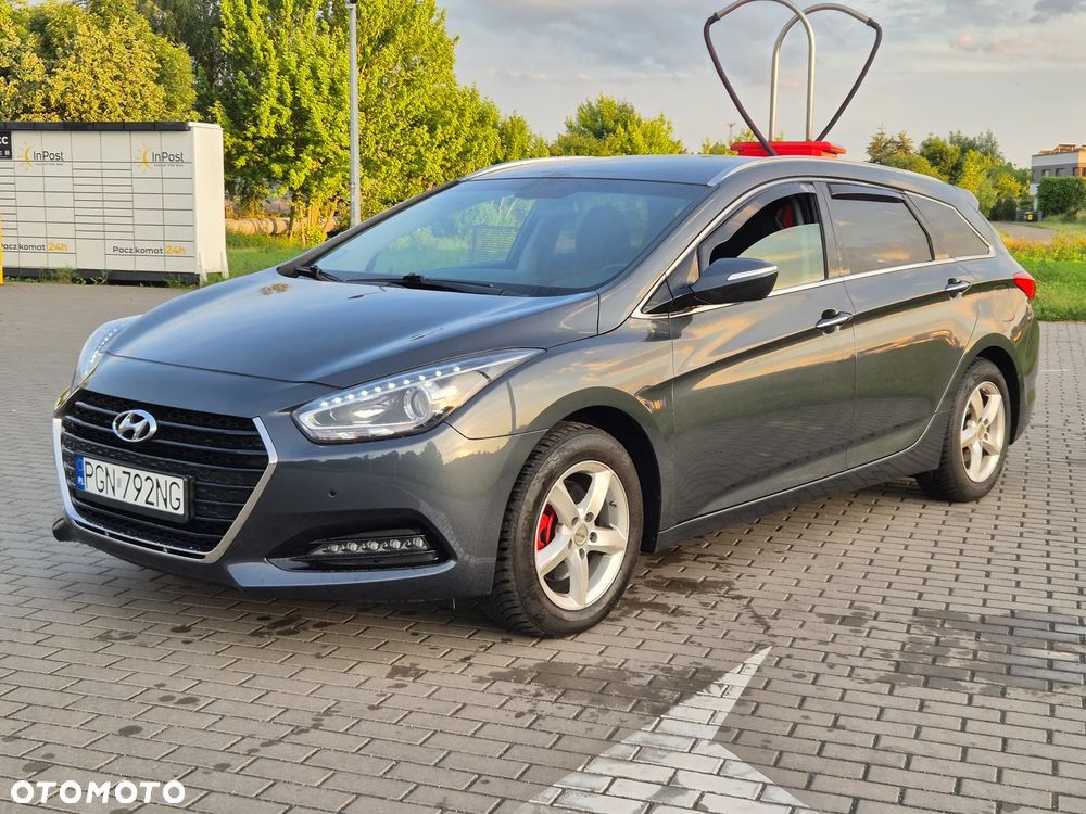 Hyundai i40 Kombi blue 1.7 CRDi Trend - 16