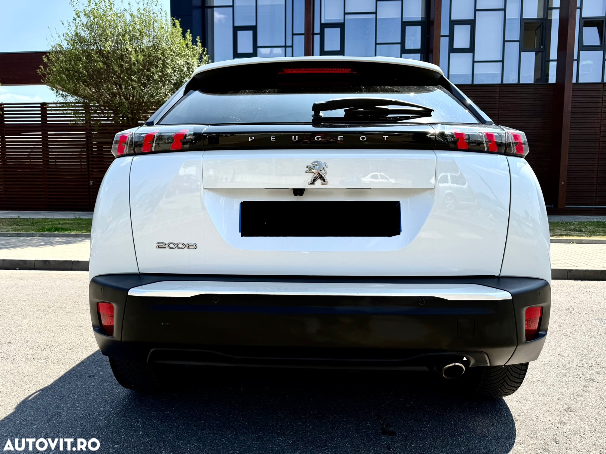 Peugeot 2008 - 5
