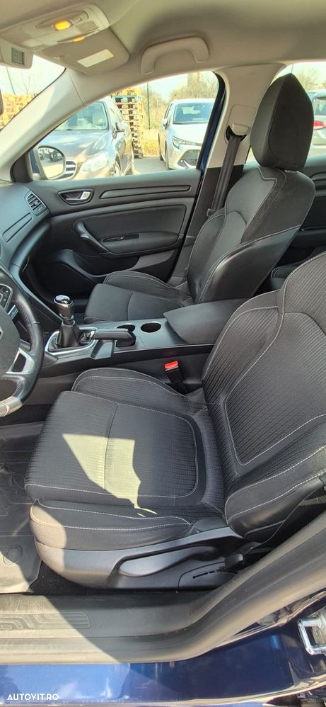 Renault Megane Energy dCi Intens - 7