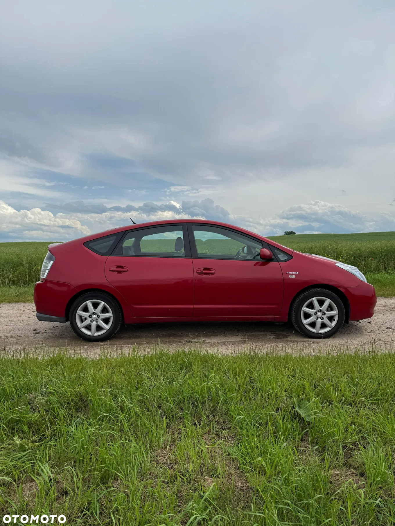 Toyota Prius - 4