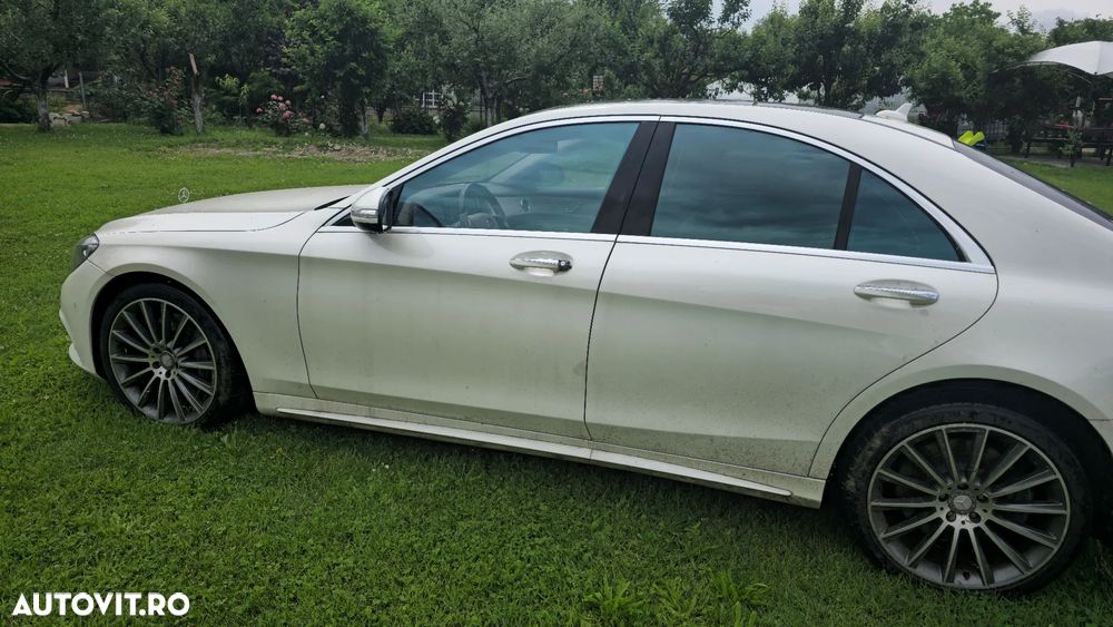 Mercedes-Benz S 500 4MATIC Aut - 2