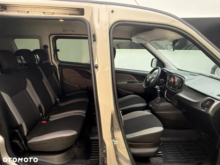 Fiat Doblo 1.4 16V Start&Stopp MyLife Family - 19