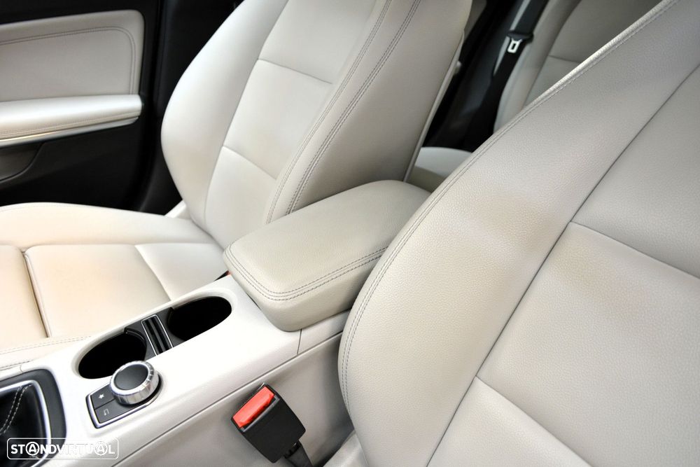 Mercedes-Benz CLA 200 CDI Urban - 24