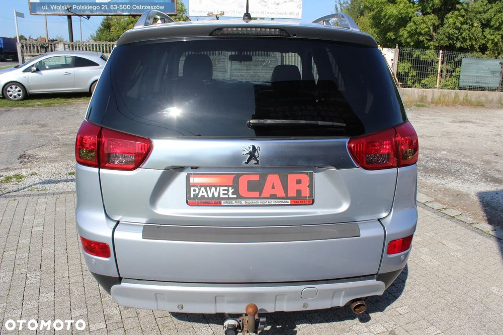 Peugeot 4007 - 11