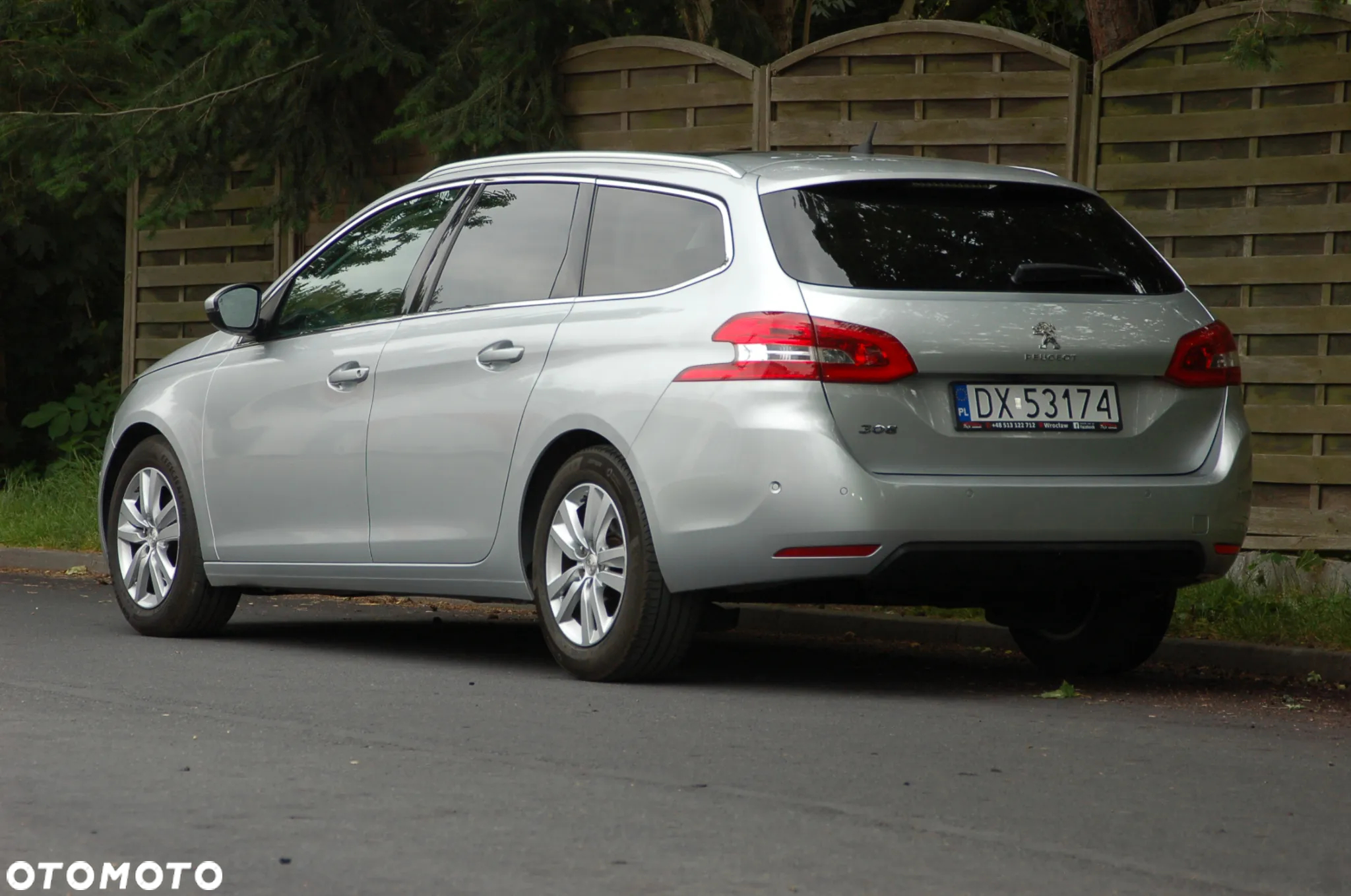 Peugeot 308 SW BlueHDi 120 EAT6 Stop & Start Allure - 18