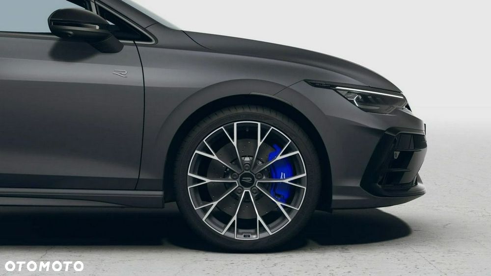 Volkswagen Golf - 8