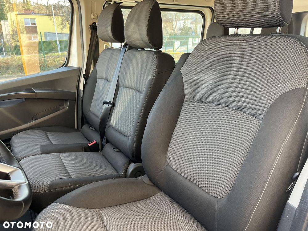 Renault trafic - 12
