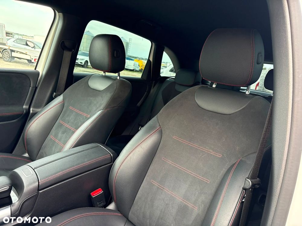 Mercedes-Benz Klasa B 250 e 8G-DCT AMG Line - 9