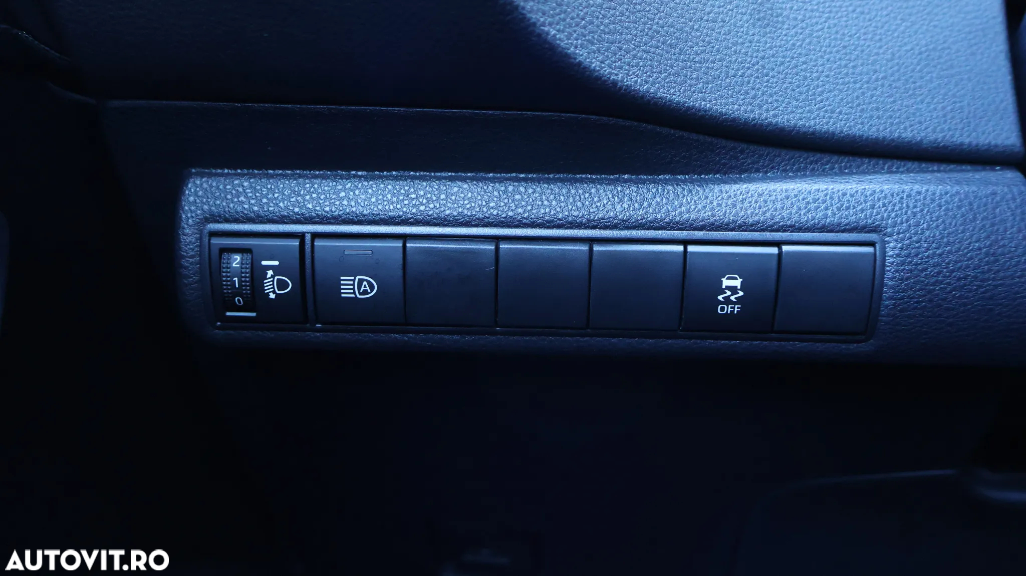 Toyota Corolla 1.8 Hybrid Touring Sports Business Edition - 31