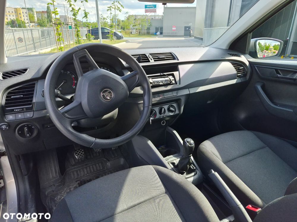 Skoda Fabia - 8