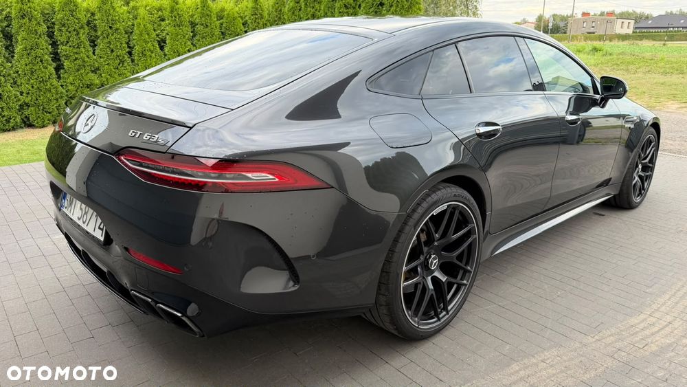 Mercedes-Benz AMG GT 63 S 4Matic Speedshift MCT 9G - 2