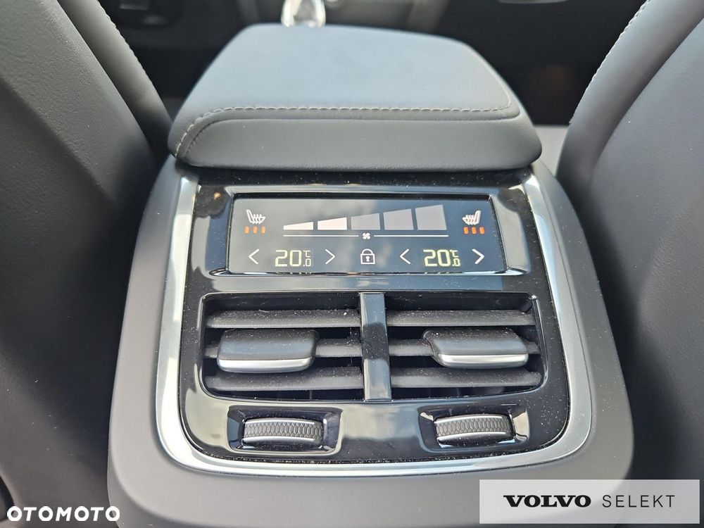 Volvo S60 B5 B AWD Ultimate Dark - 24