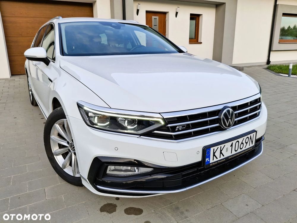 Volkswagen Passat Variant 2.0 TDI SCR DSG 4Motion Elegance - 28