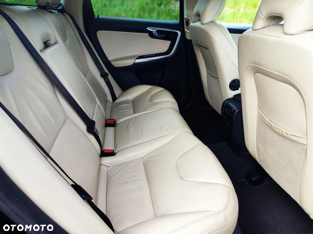 Volvo XC 60 D3 Summum - 30