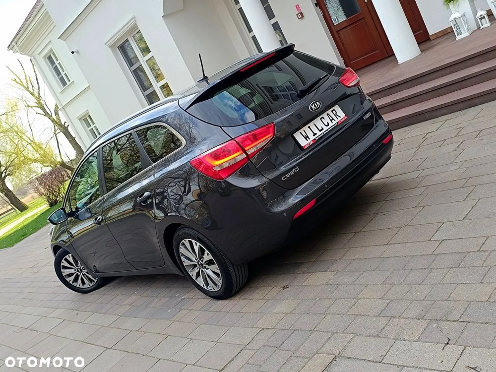 Kia Ceed 1.6 CRDi XL - 4