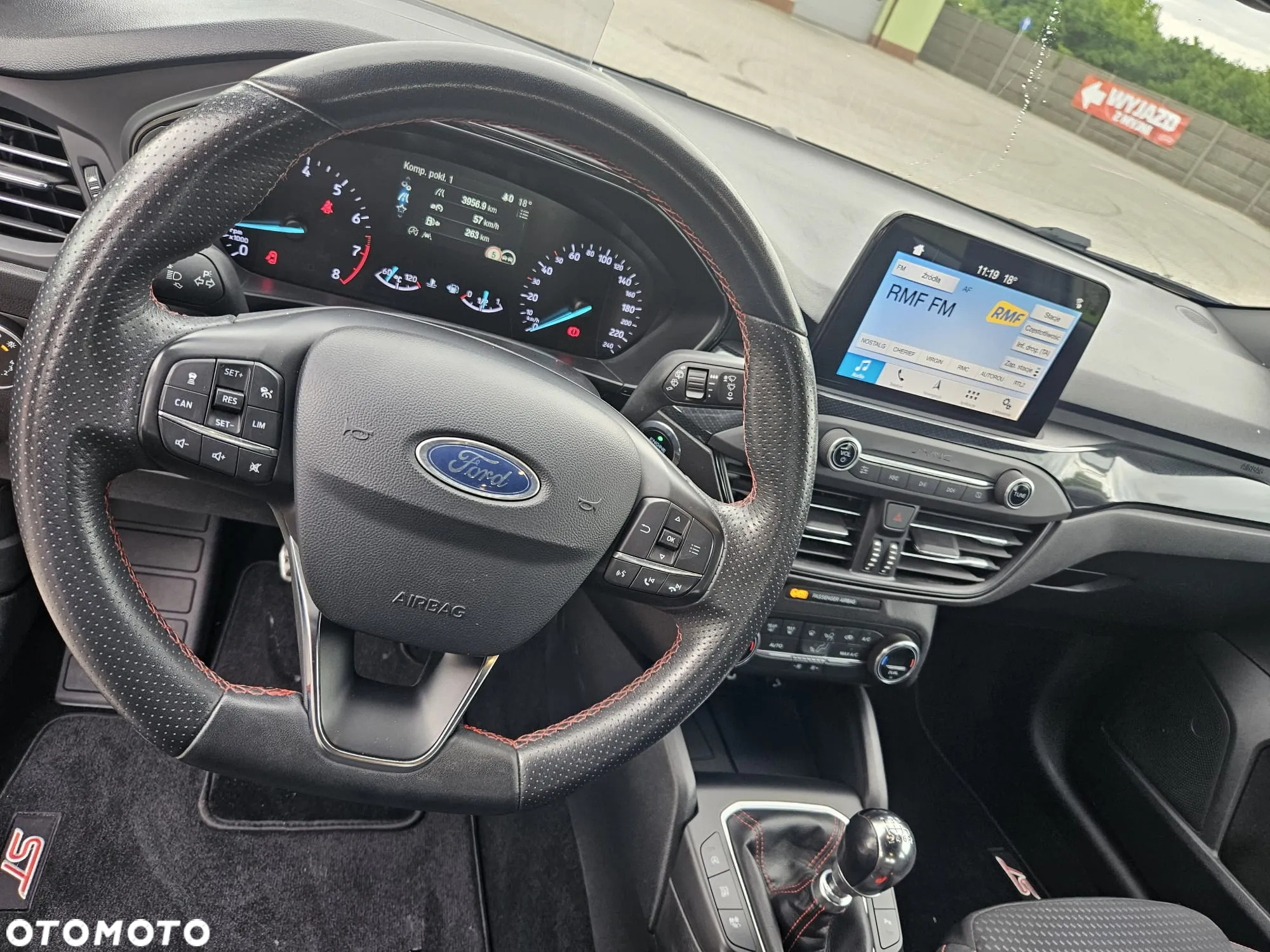Ford Focus - 11