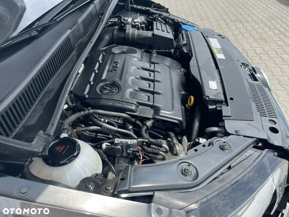 Volkswagen Sharan 2.0 TDI BMT Comfortline DSG - 12