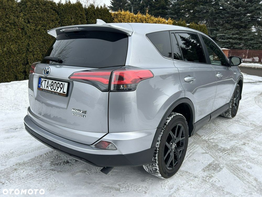 Toyota RAV4 - 4