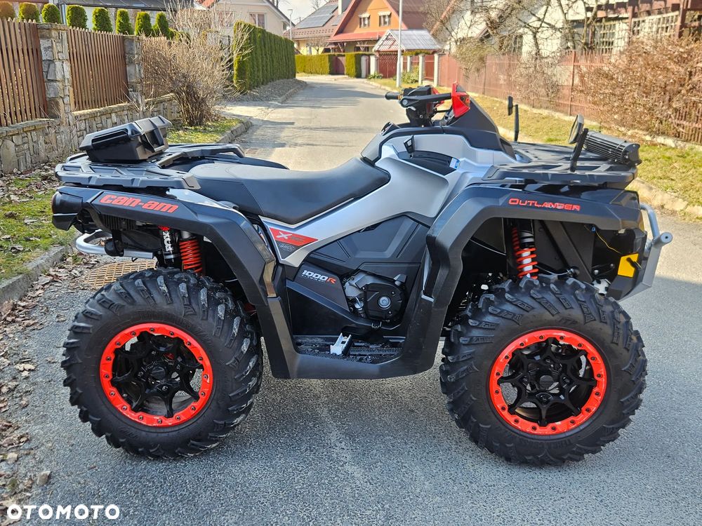 Can-Am Outlander - 10