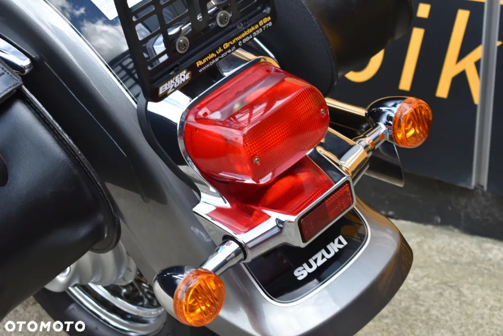 Suzuki Intruder - 15