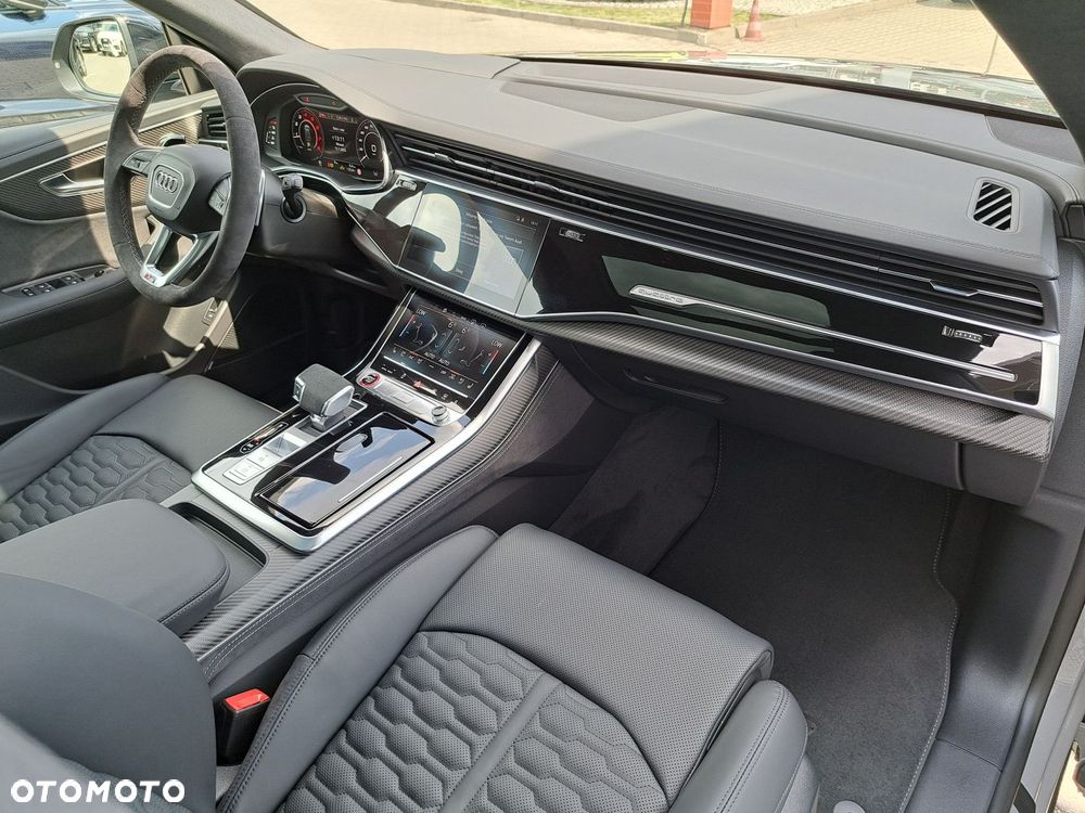 Audi RS Q8 - 23
