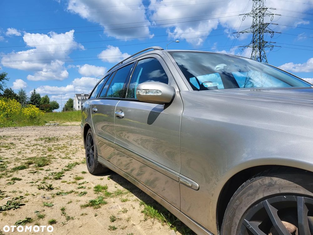 Mercedes-Benz Klasa E 320 CDI T Avantgarde - 6