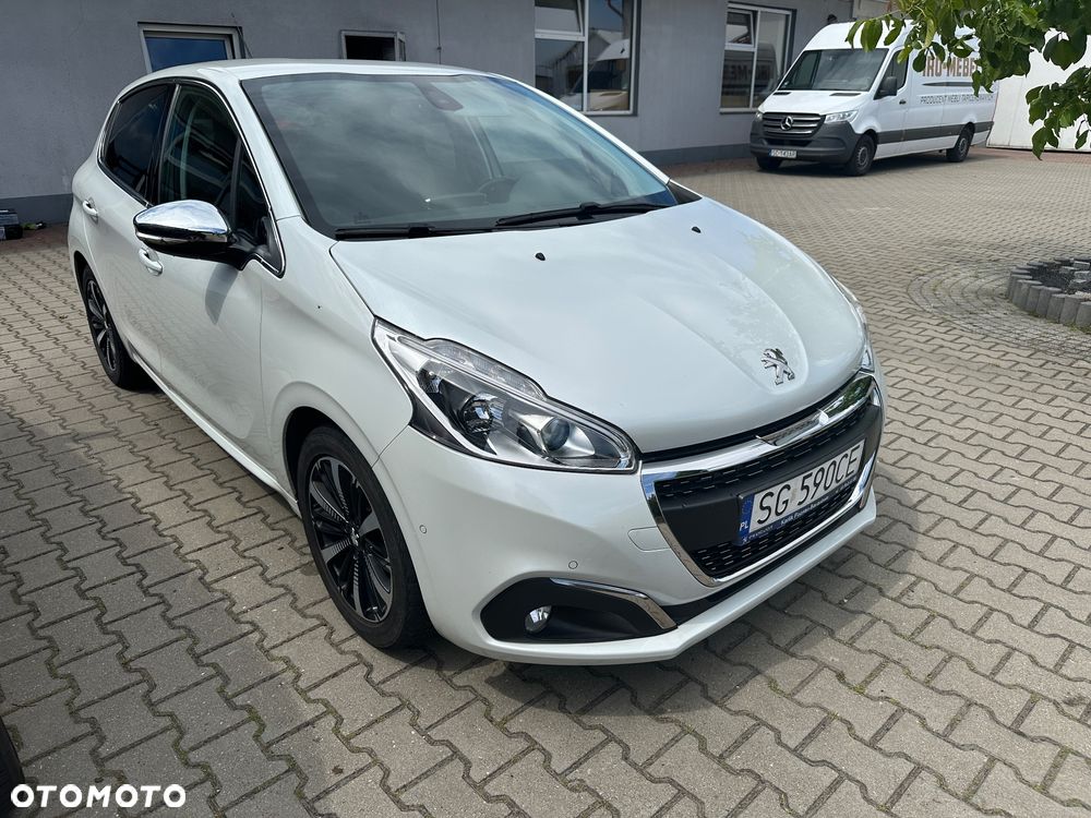 Peugeot 208 1.2 PureTech GPF Allure S&S - 2