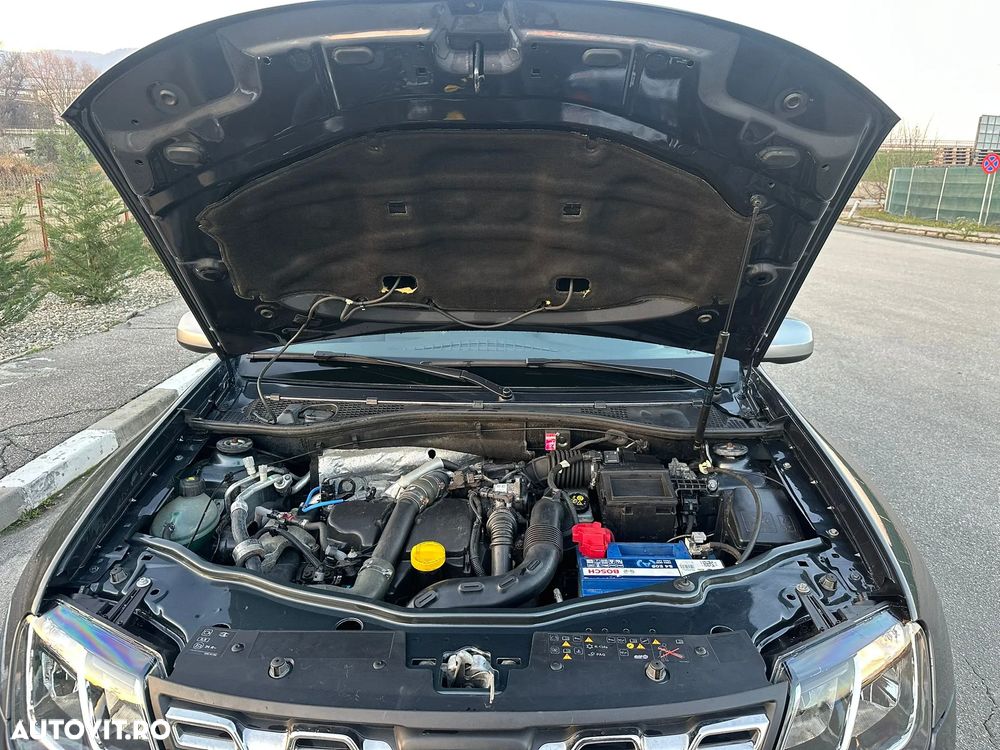 Dacia Duster dCi 110 FAP 4x4 Laureate - 13