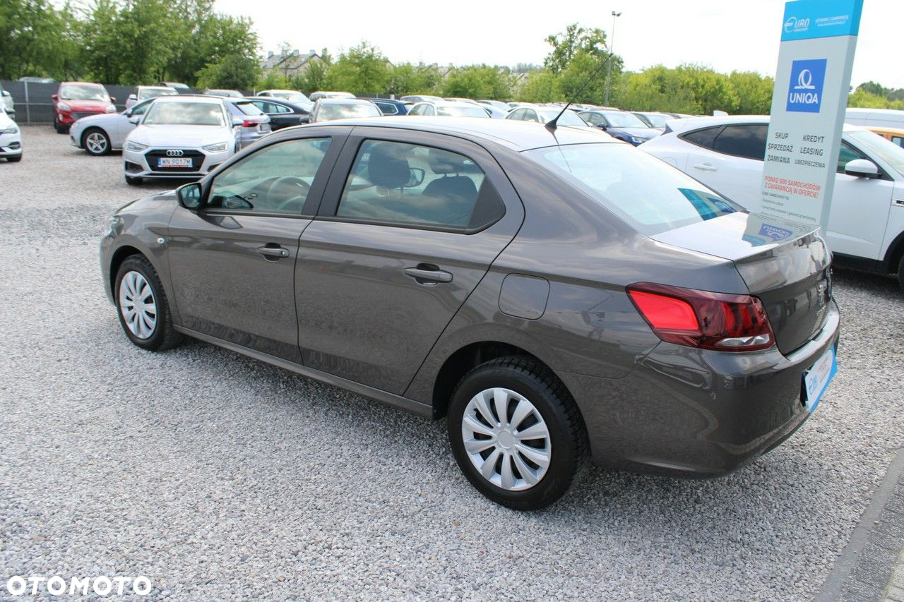 Peugeot 301 - 9