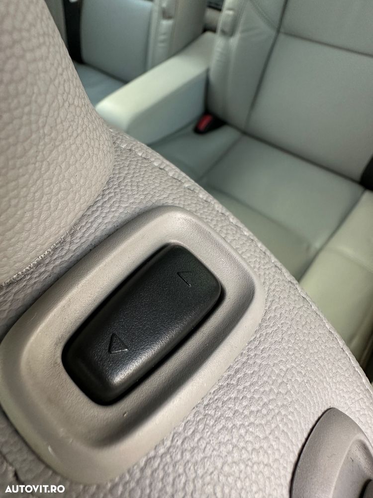 Volvo C30 1.6 Summum - 9